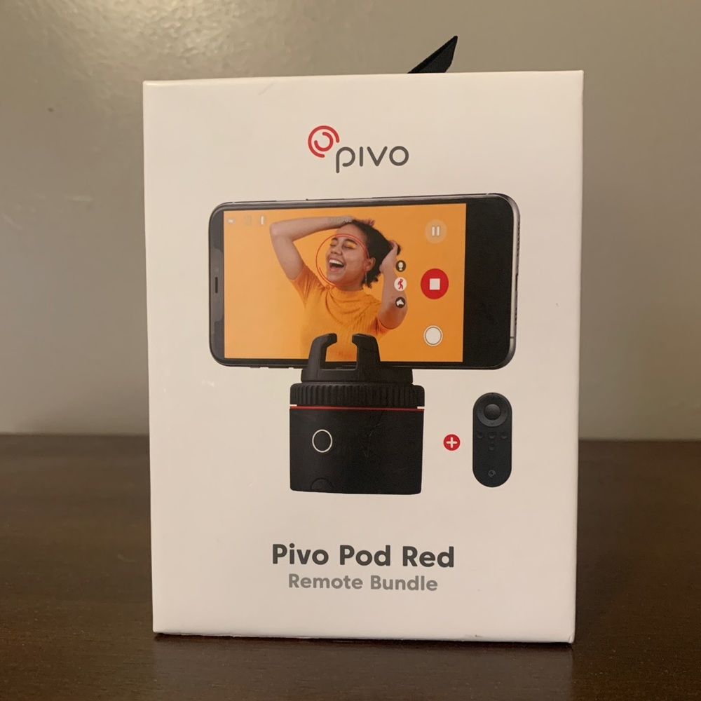 Pivo Rod Red Remote Bundle - NIB
